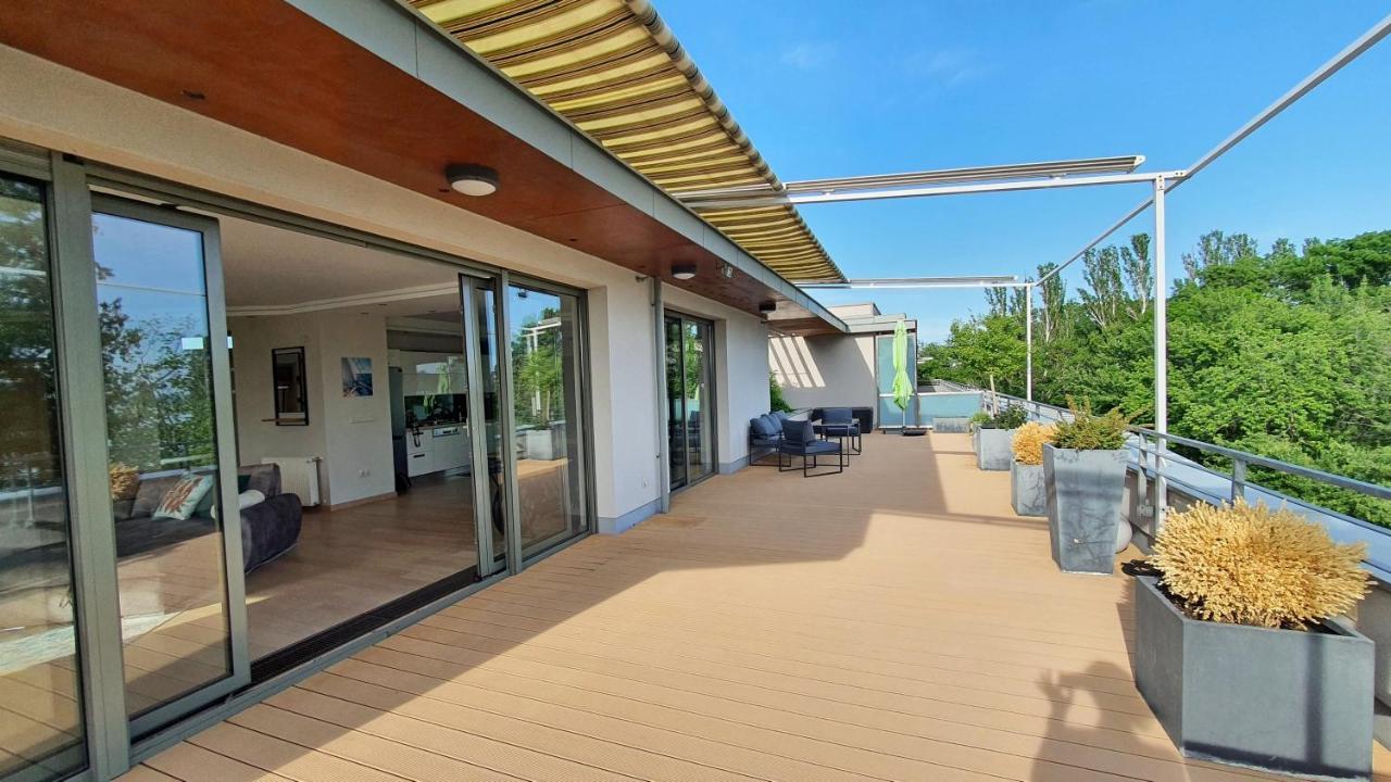 Silver Delux Apartman Balatonfured Luaran gambar