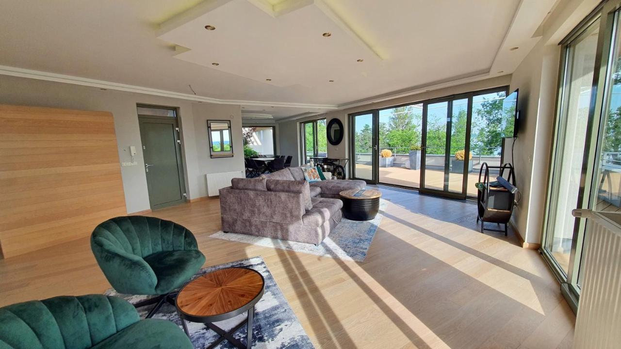 Silver Delux Apartman Balatonfured Luaran gambar