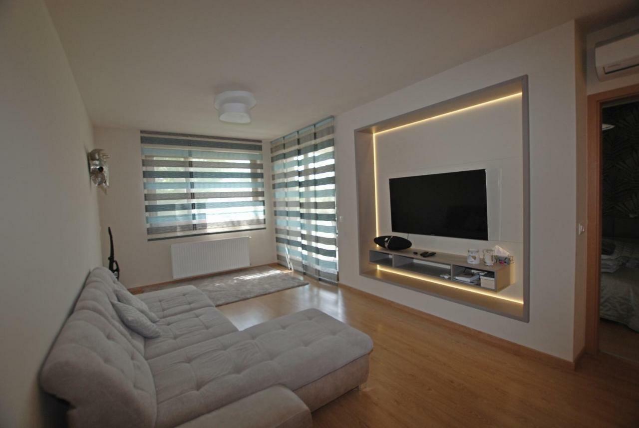 Silver Delux Apartman Balatonfured Luaran gambar