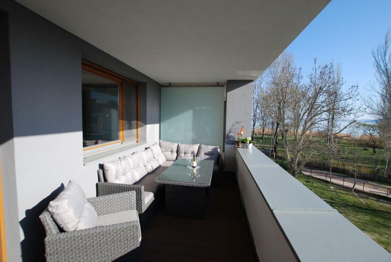 Silver Delux Apartman Balatonfured Luaran gambar