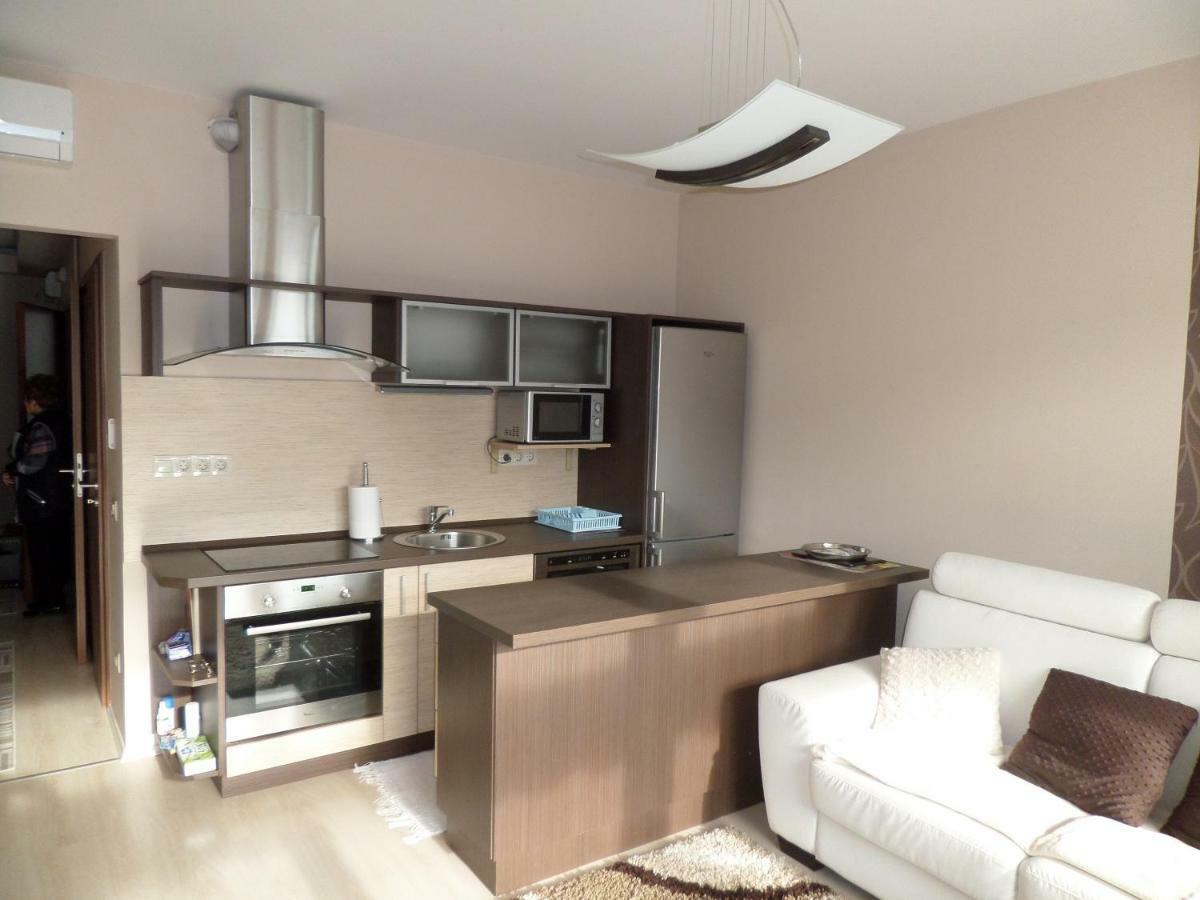 Silver Delux Apartman Balatonfured Luaran gambar